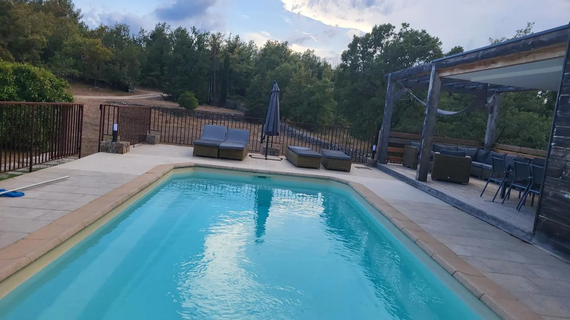 Maison Au Calme Absolue Saint-Cezaire-sur-Siagne Holiday home